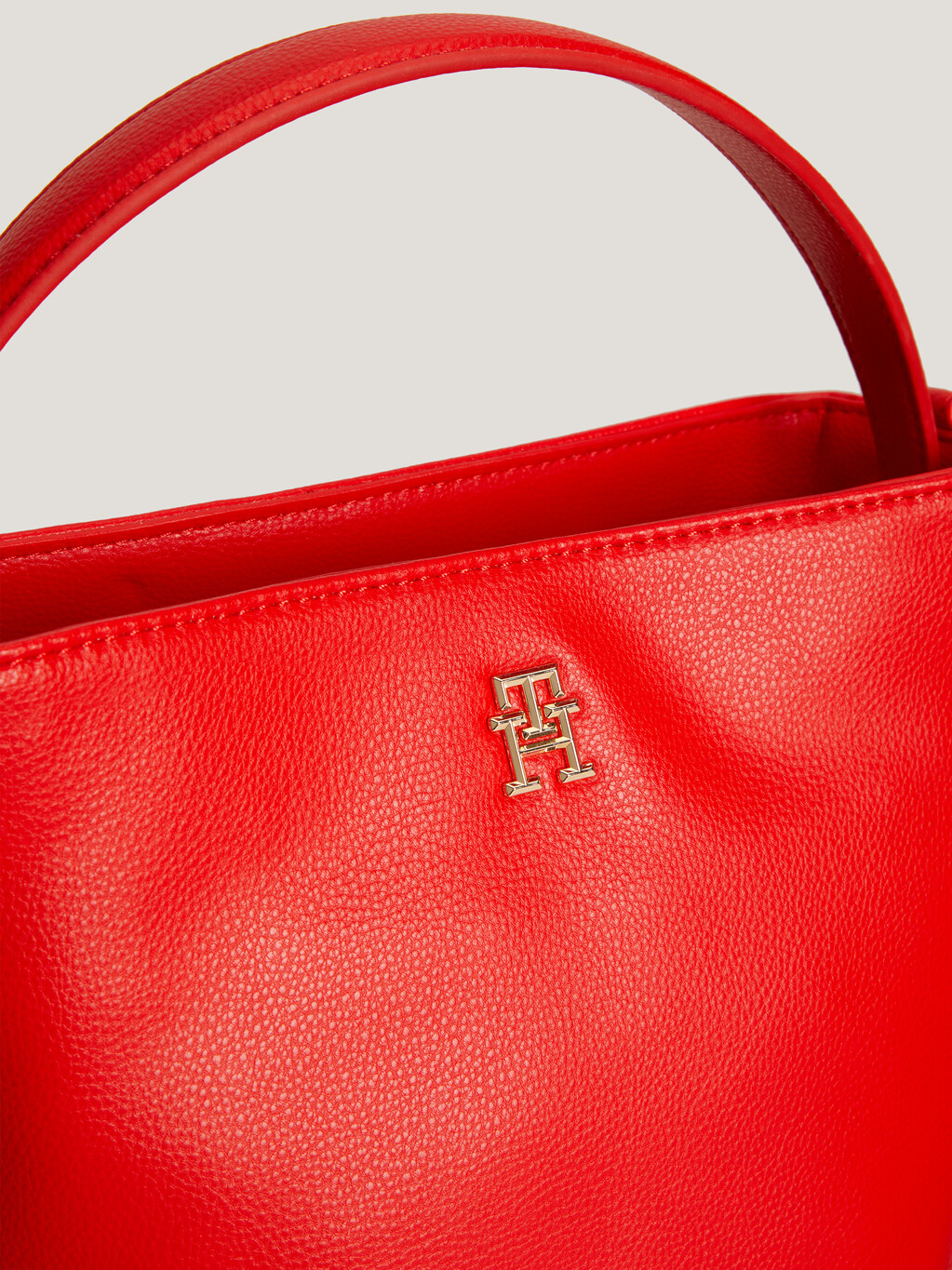 Essential Signature Bucket Bag, Fierce Red, hi-res