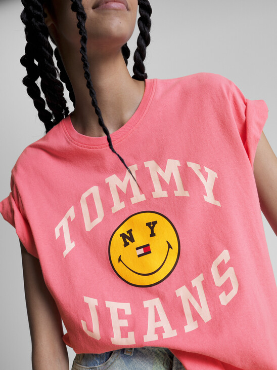 TOMMY JEANS X SMILEY® OVERSIZED T-SHIRT