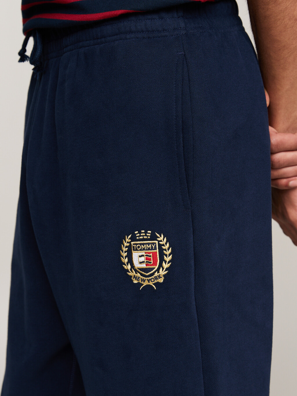 Tommy Crest Sweatpants, Dark Night Navy, hi-res