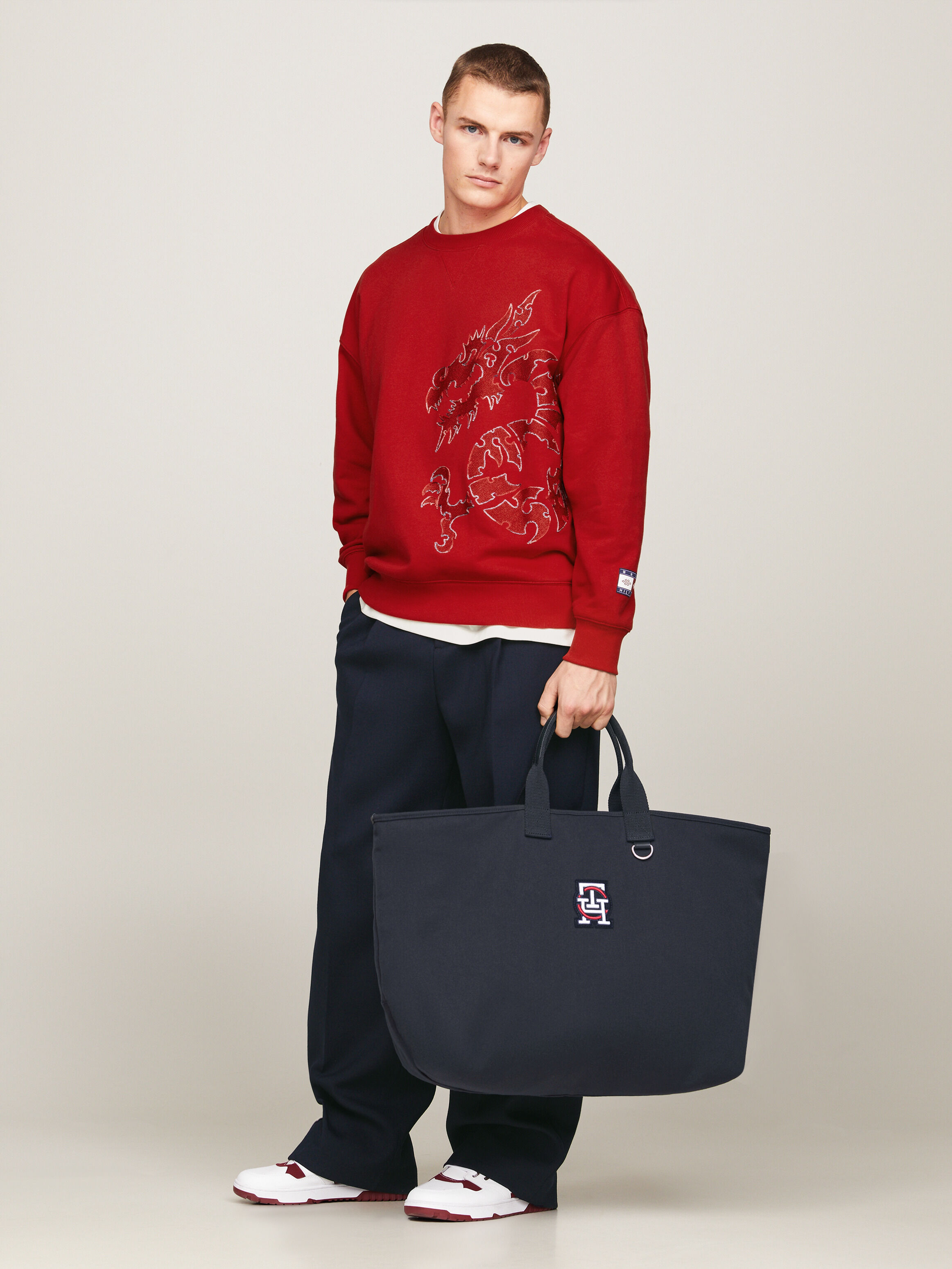 Tommy reversible tote deals