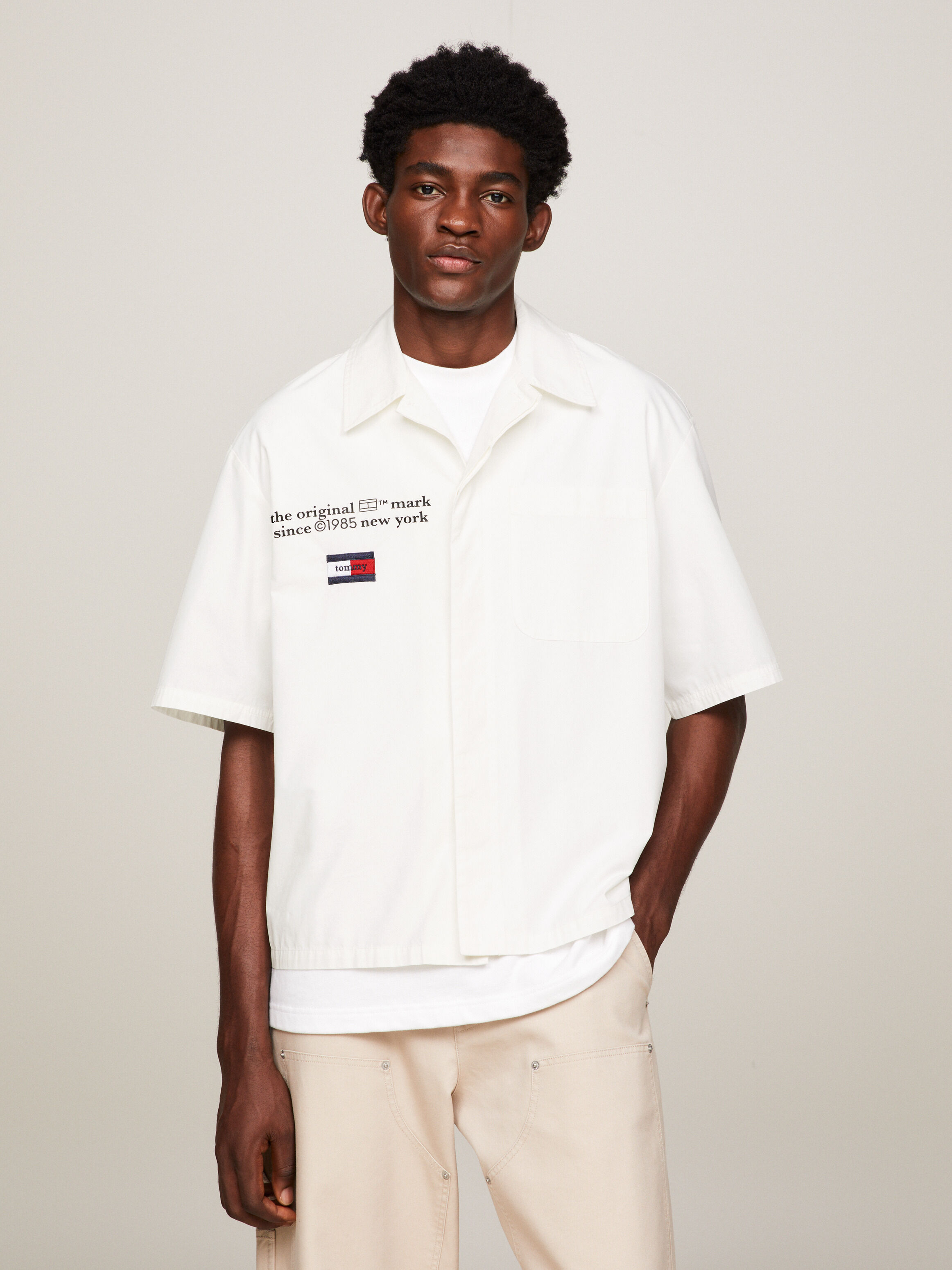 Dual Gender Boxy Cropped Short Sleeve Shirt natural Tommy