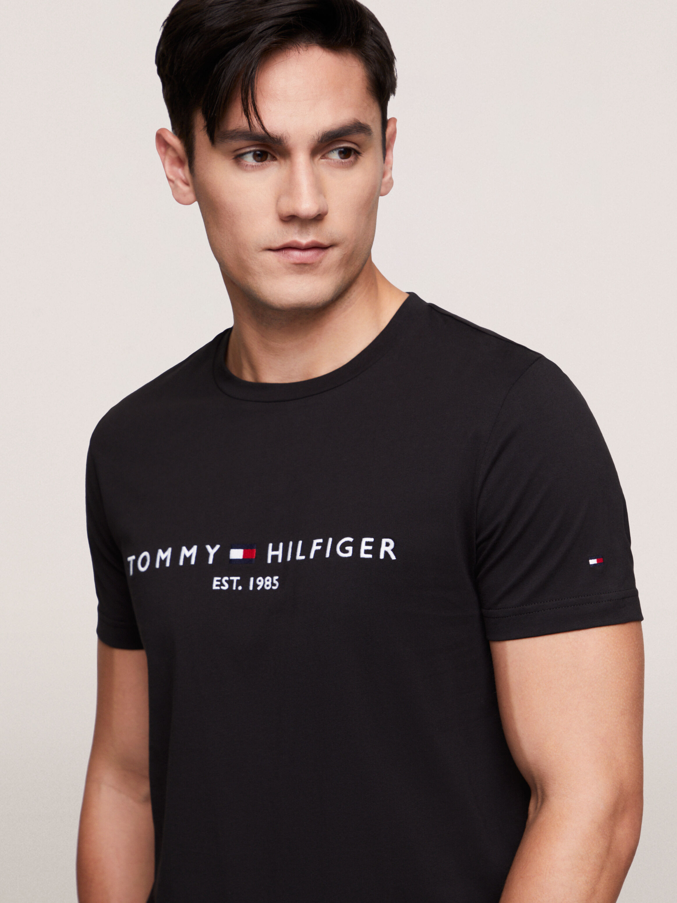 Core Tommy Logo T Shirt