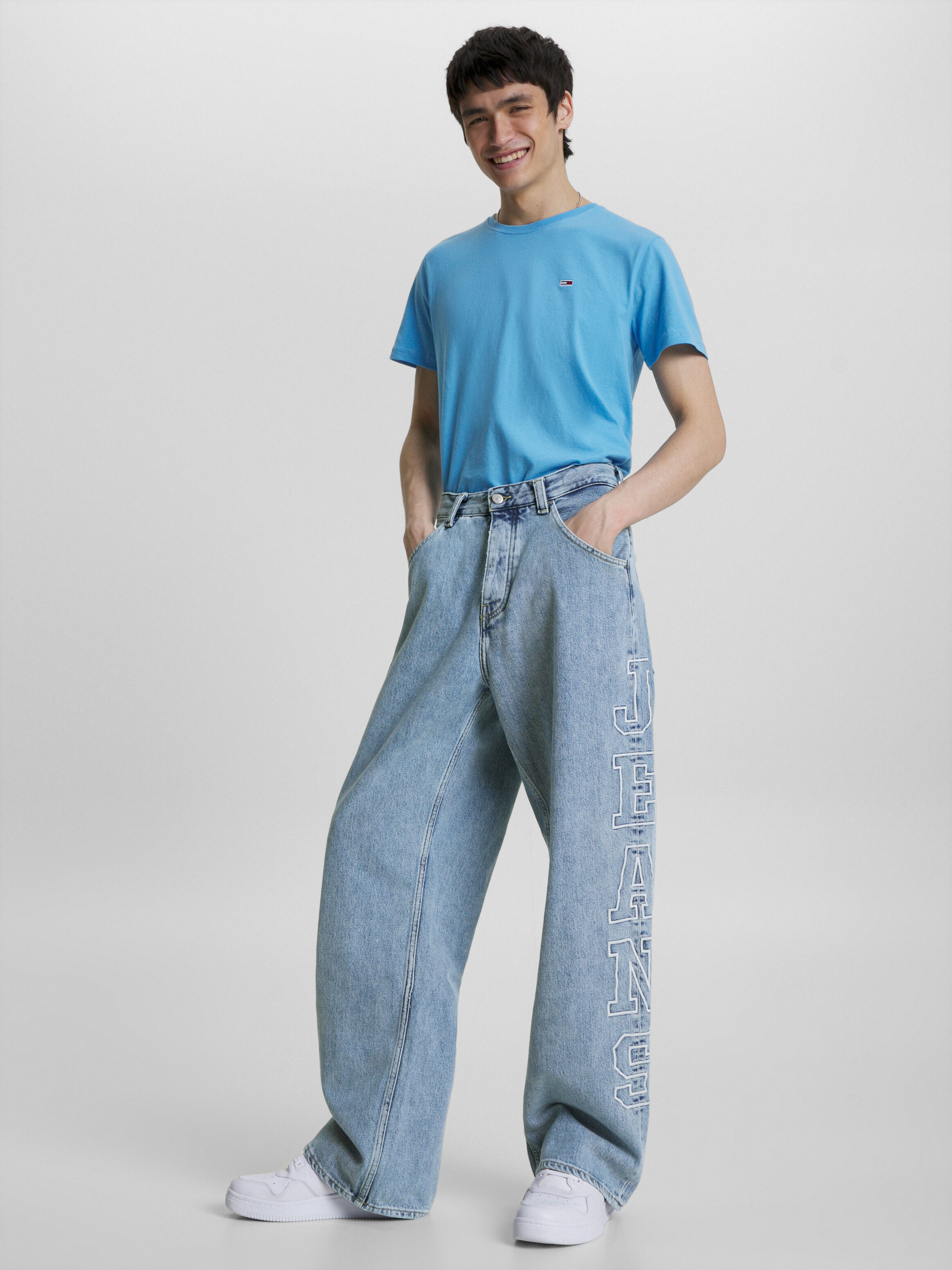 Mens jeans hotsell near me