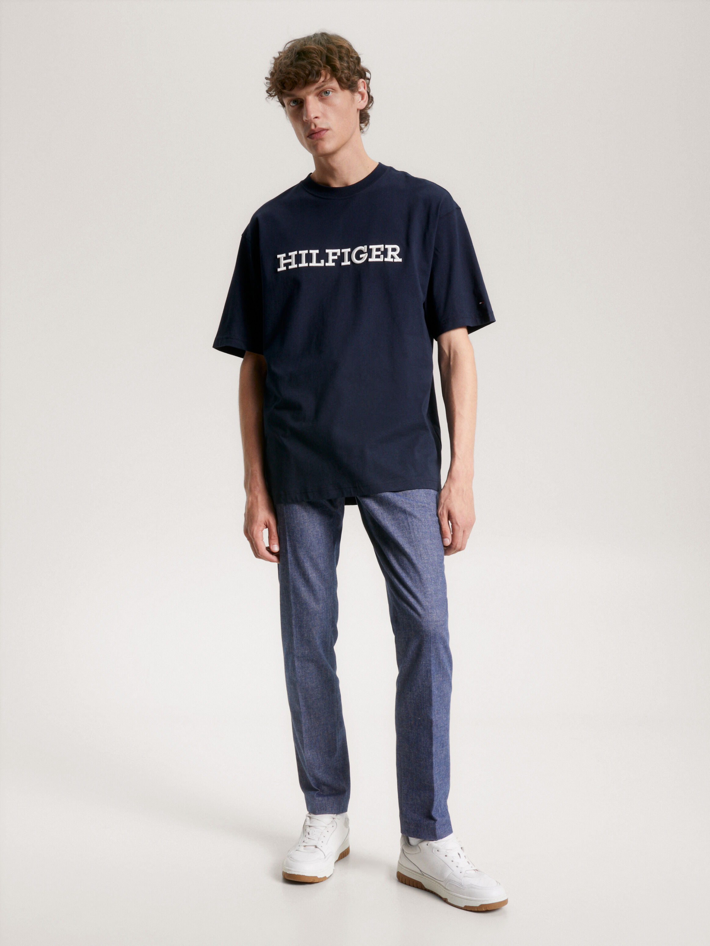 Tommy hilfiger vintage fit on sale