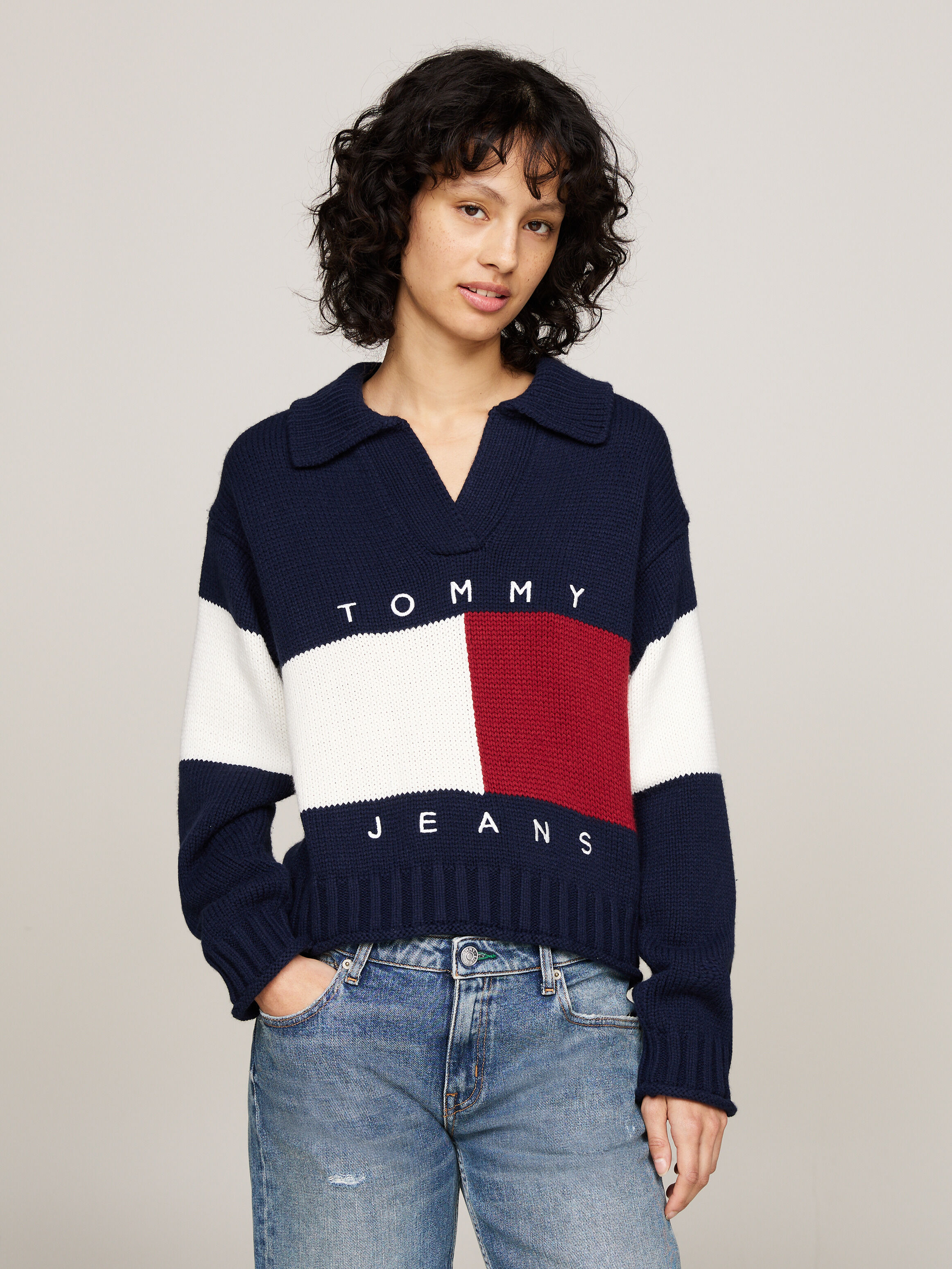 Tommy knitwear store