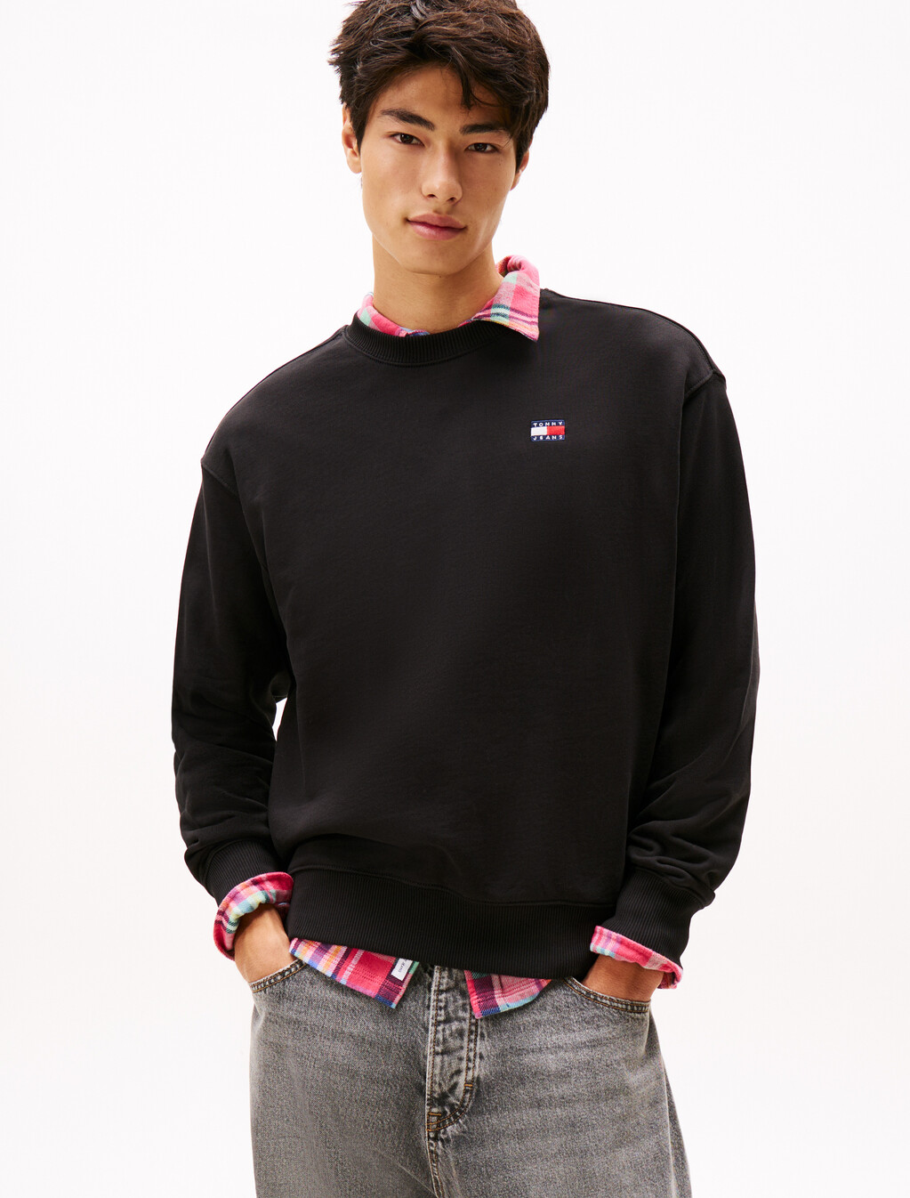 Logo Badge Relaxed Sweatshirt, Black, hi-res
