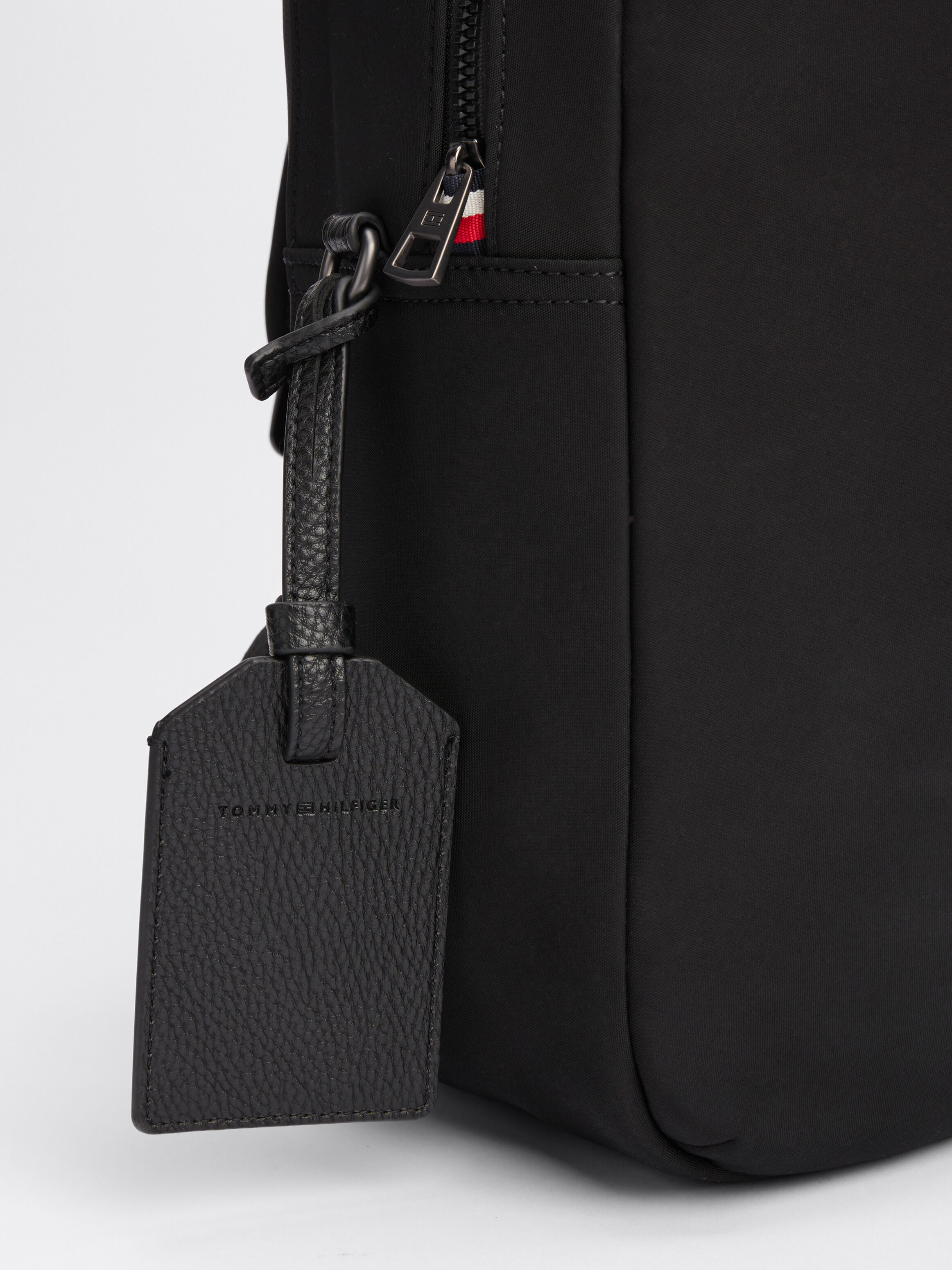 Tommy hilfiger backpack singapore cheap