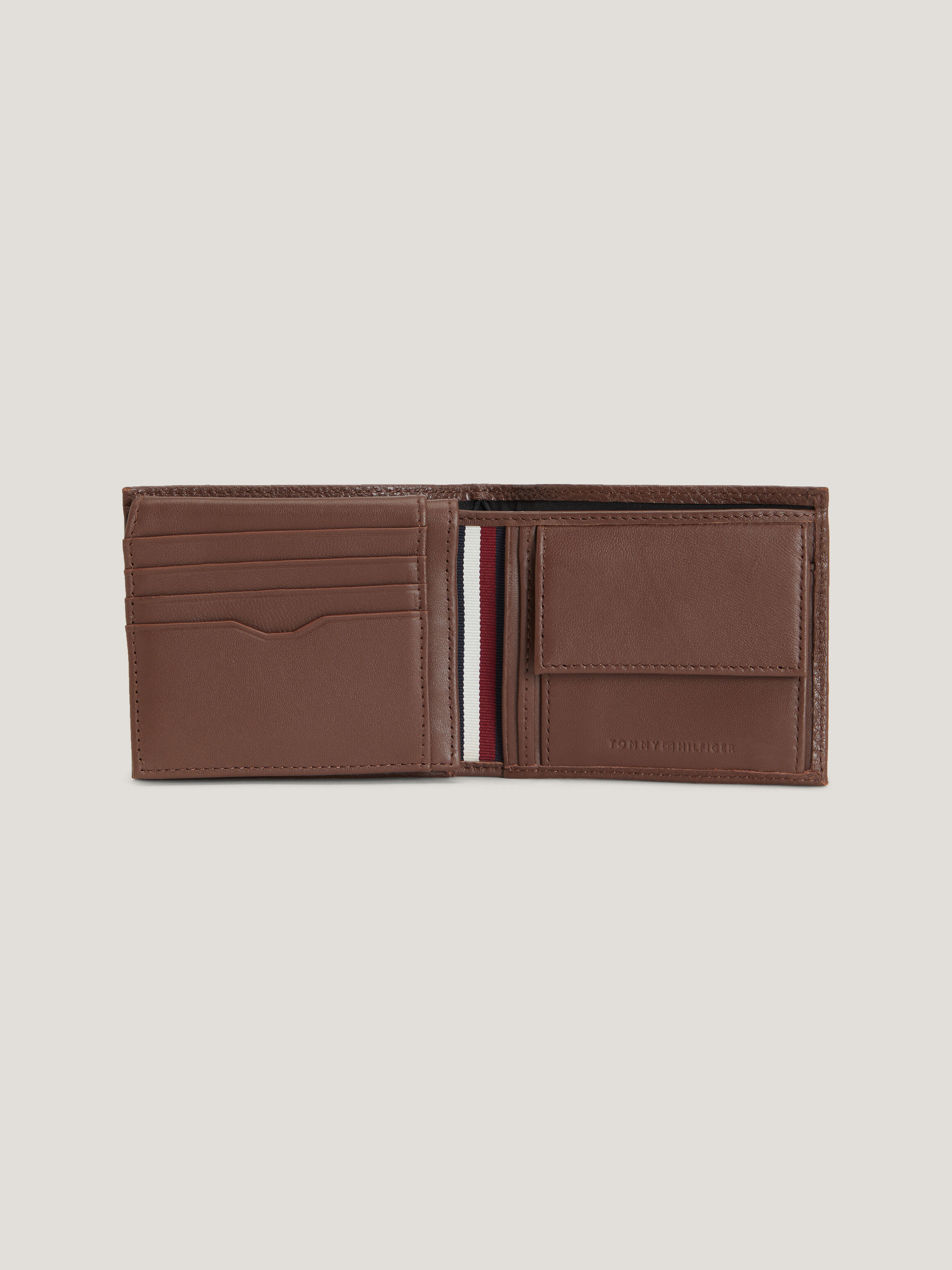 Leather Billfold Wallet with Coin Pocket brown Tommy Hilfiger