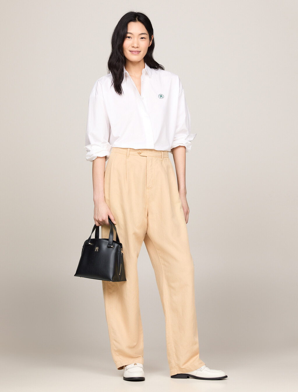 TH Modern Small Tote, Black, hi-res