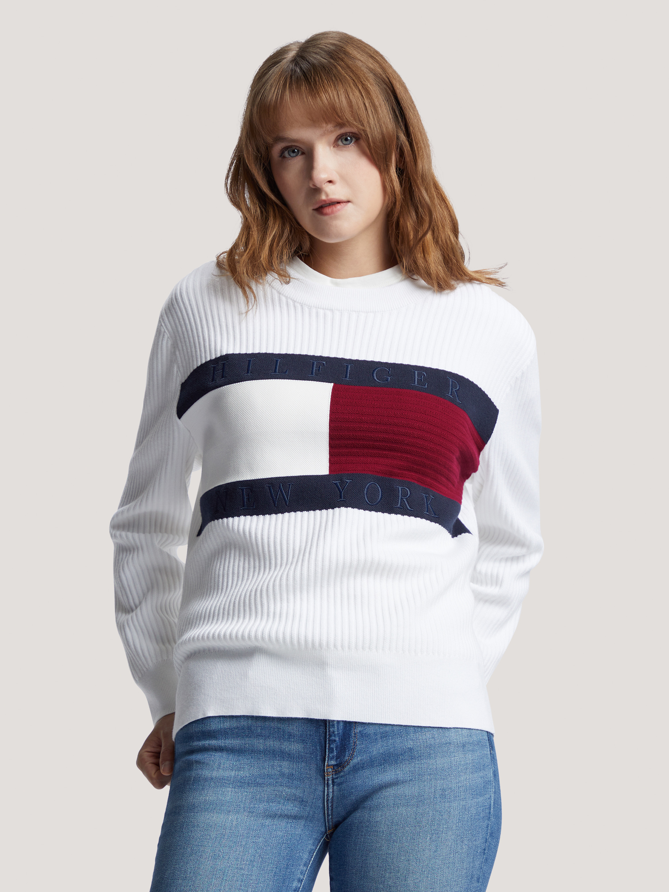 White tommy sale jumper