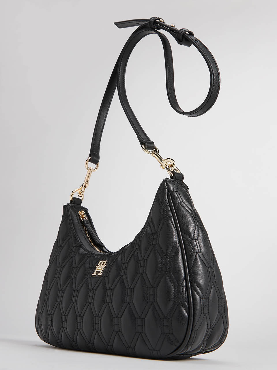 Tommy hilfiger women's handbags 2025